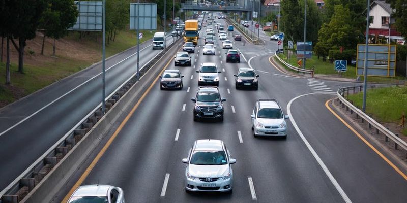 Teknotel-layered communication architecture